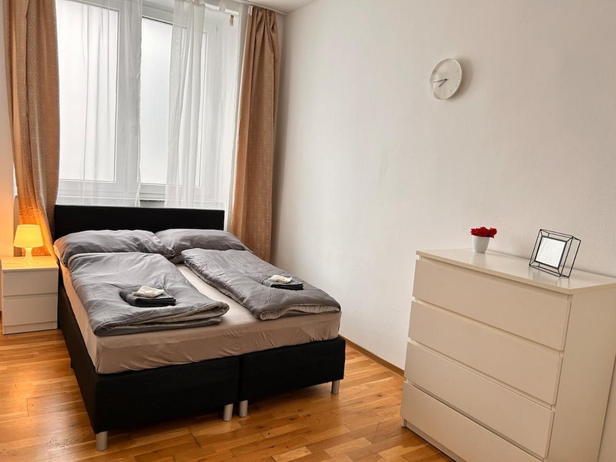 Spacious Central 4-Room Suite For 6 - Near Subway Вена Экстерьер фото